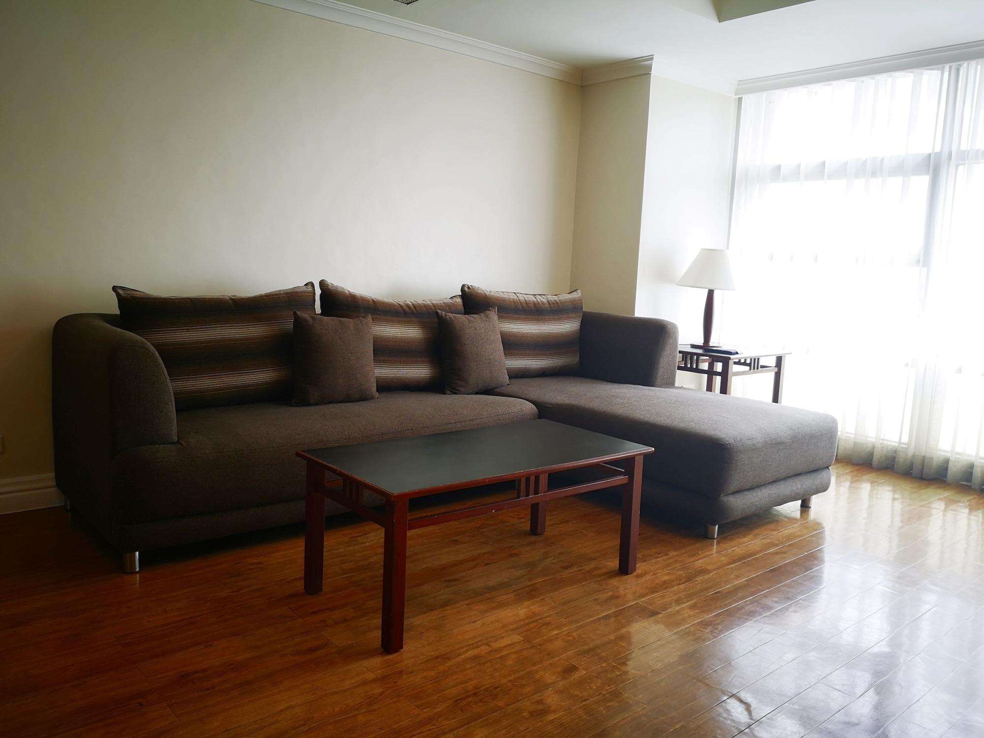 Infinity Tower Suites Makati City Exteriör bild