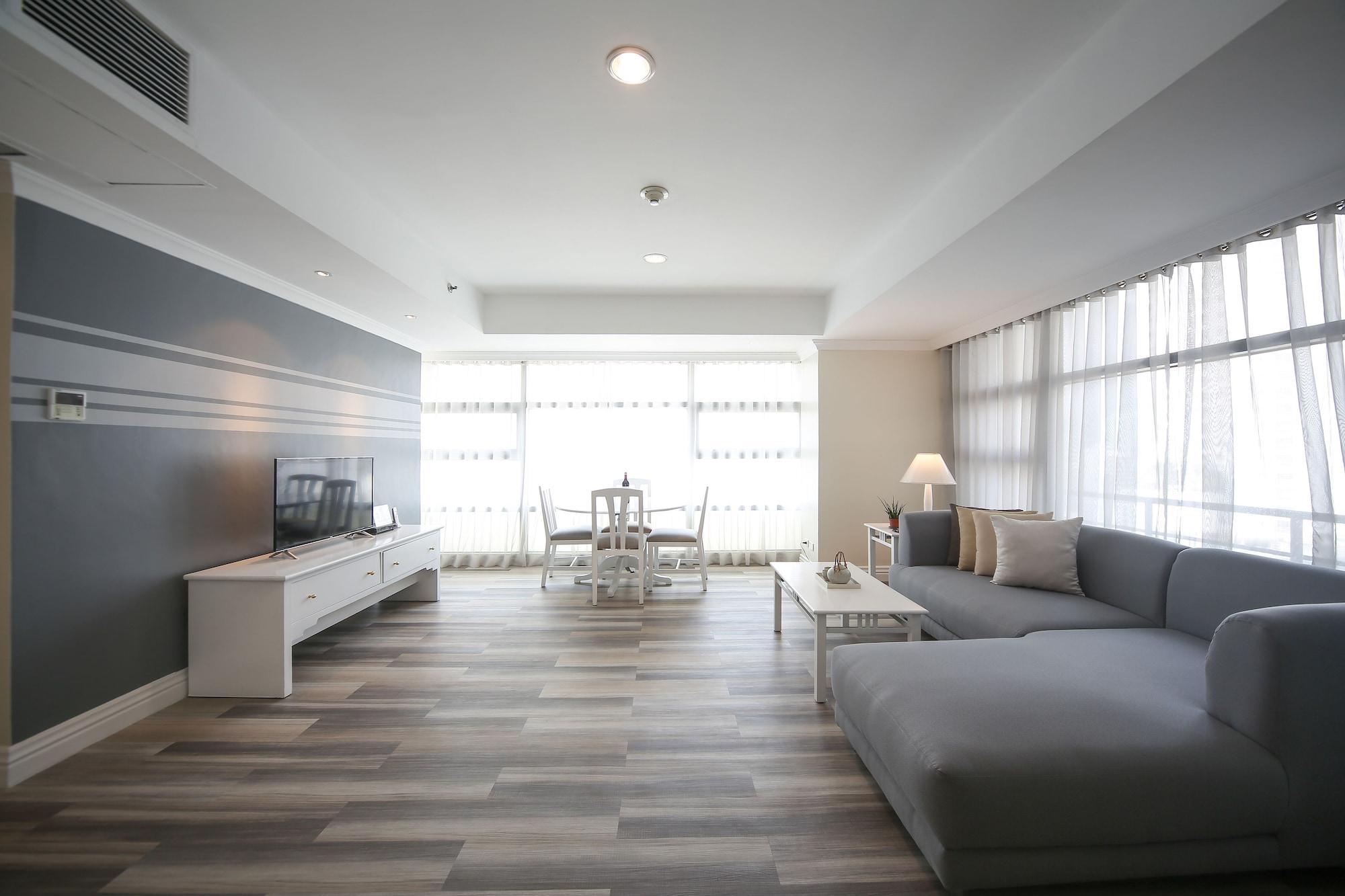 Infinity Tower Suites Makati City Exteriör bild